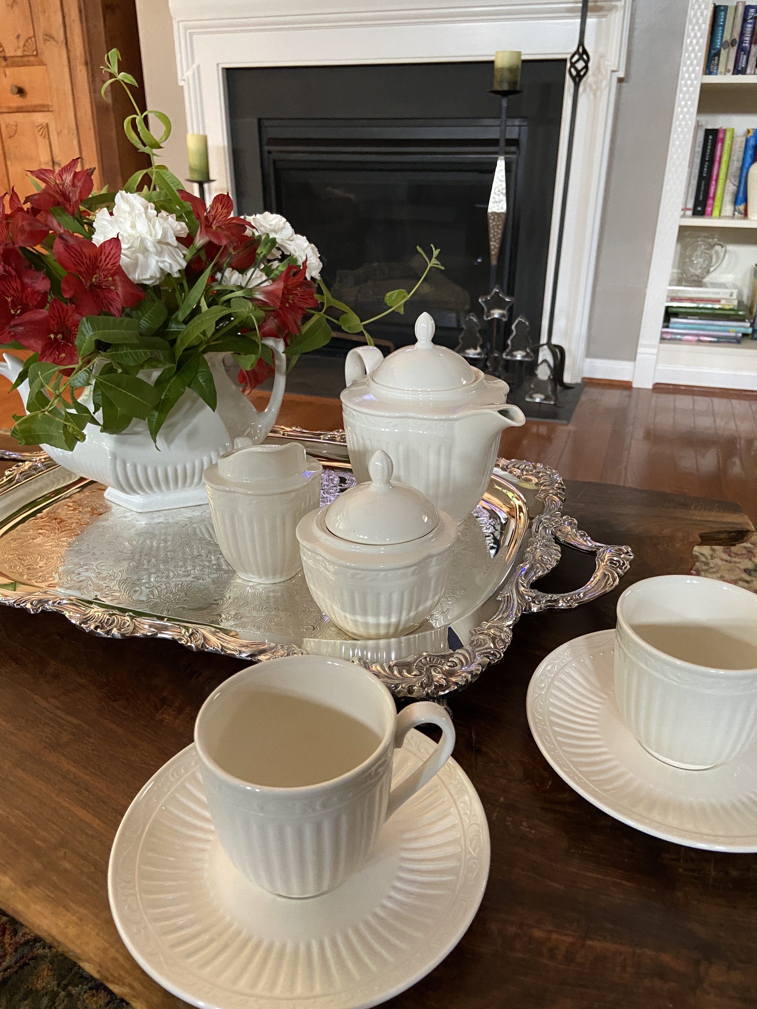 Sunday Flowers with Tea