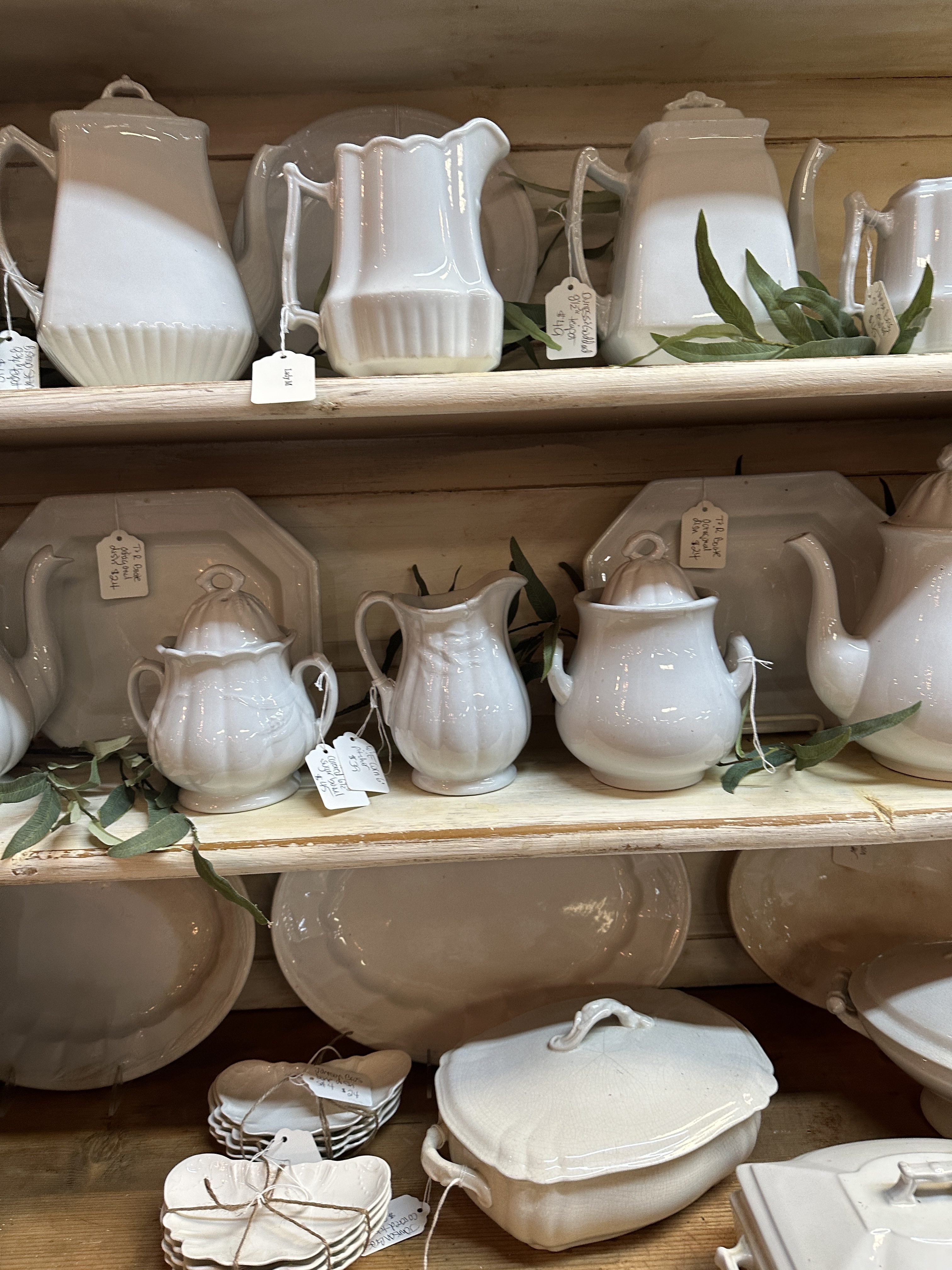 Weekend Vintage Market