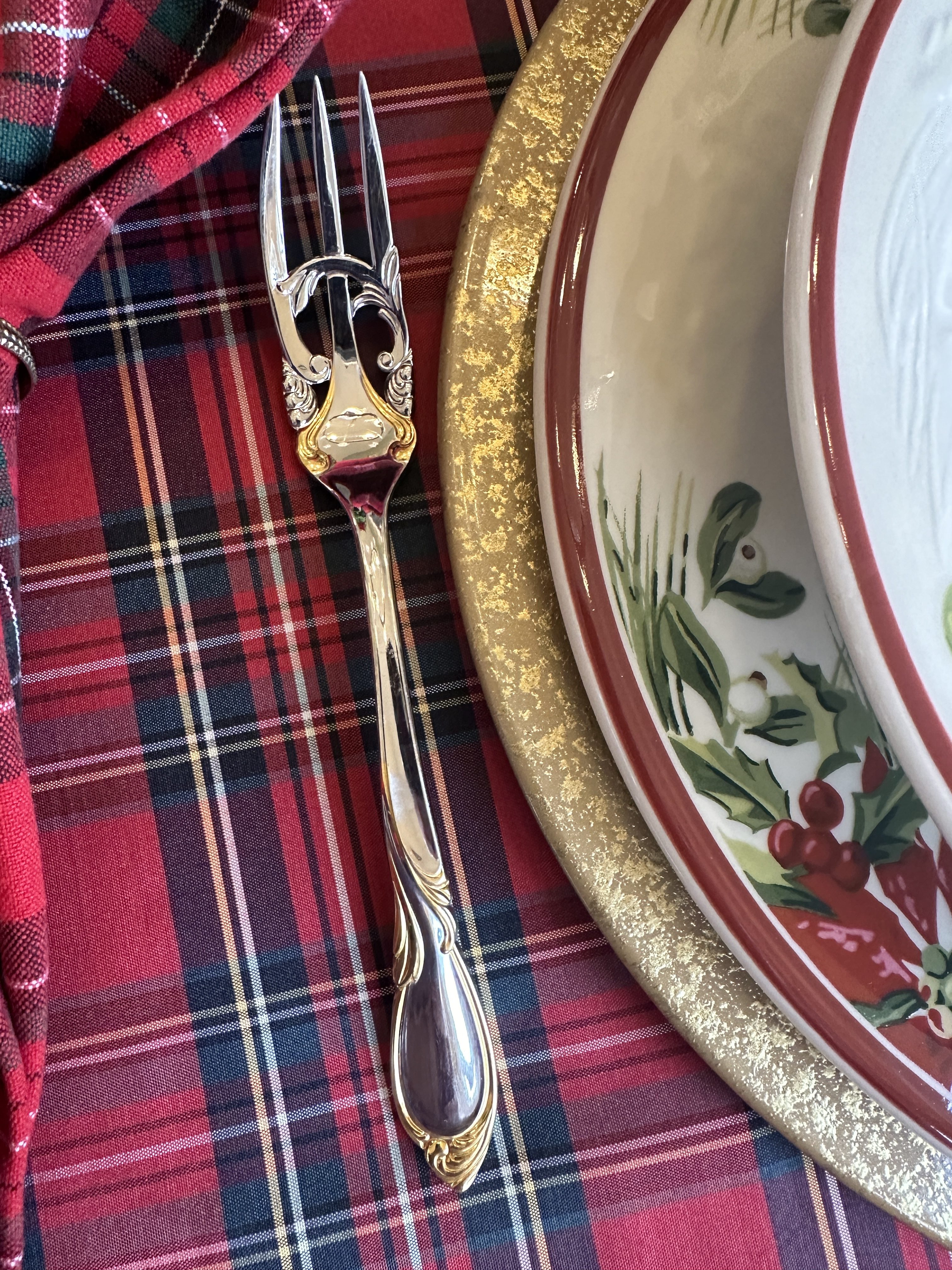 Thrifted Christmas Lunch Table Setting