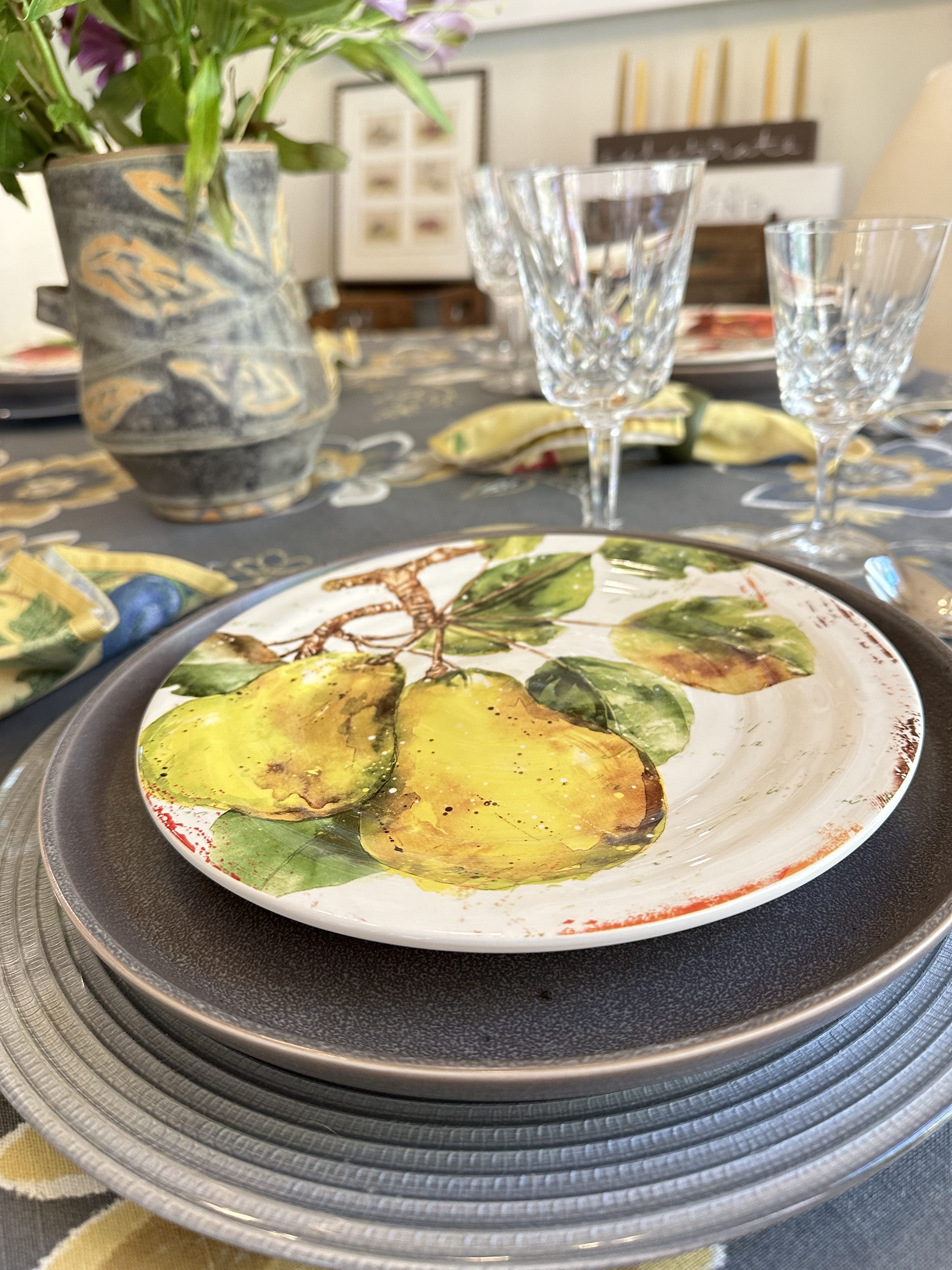 Tablescape Thrifting