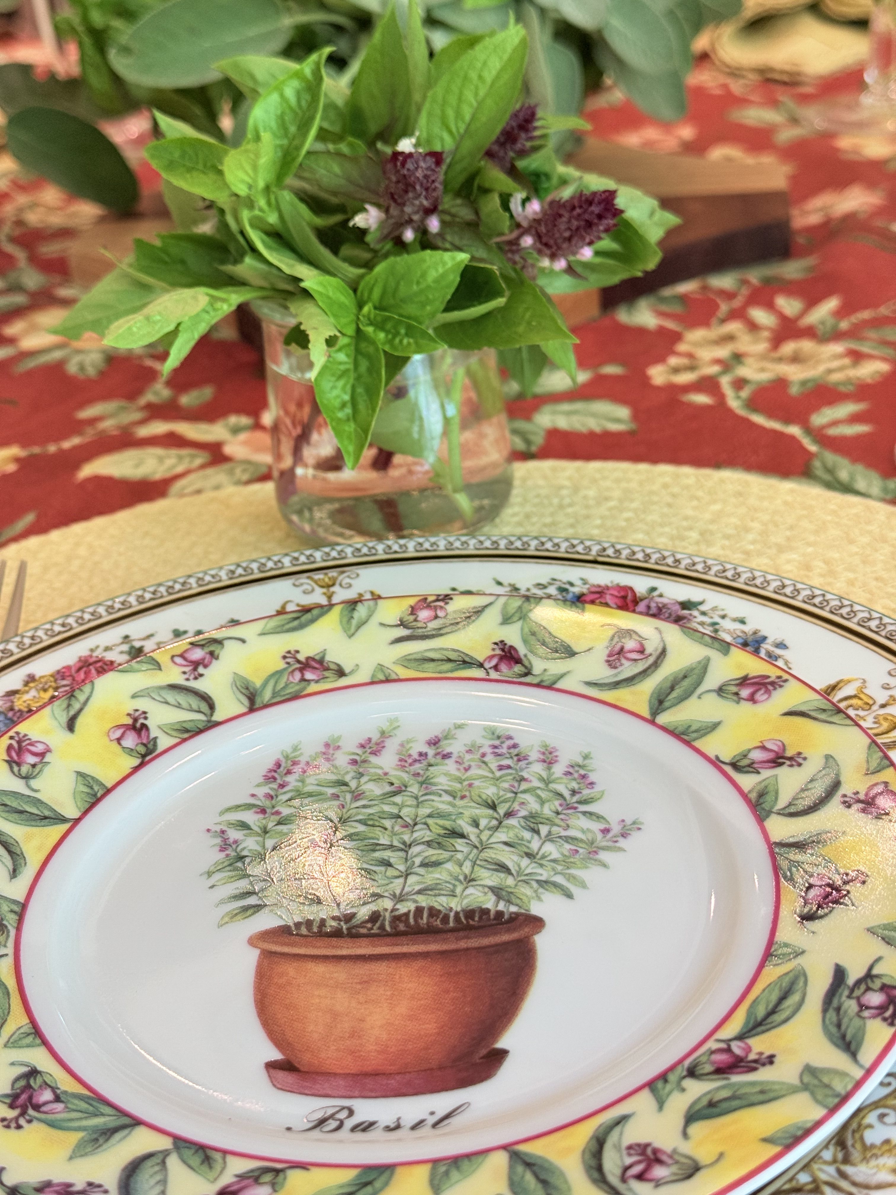 Thrifting for a Welcome Fall Tablescape