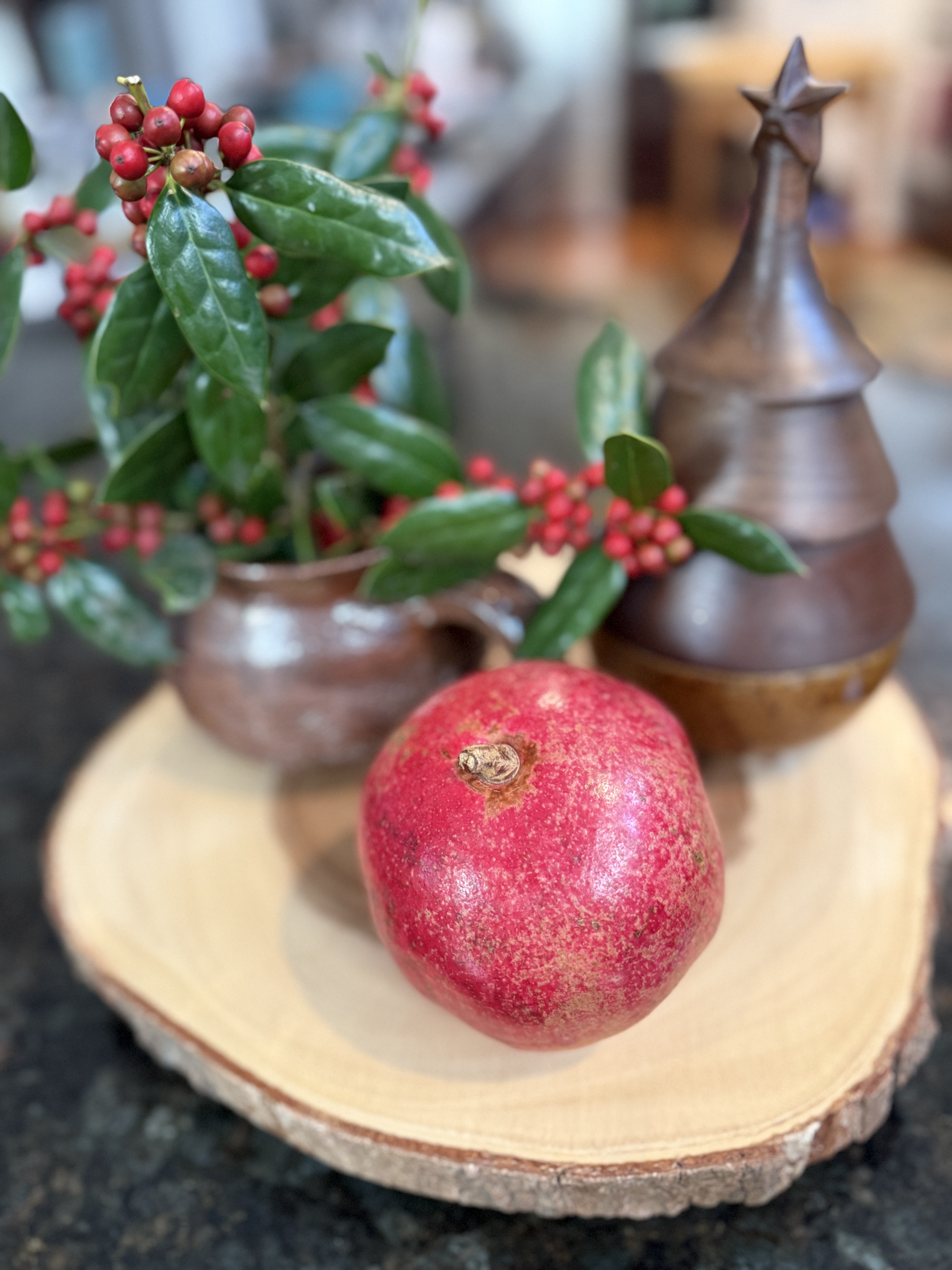 Simple Holiday Kitchen Counter Vignette