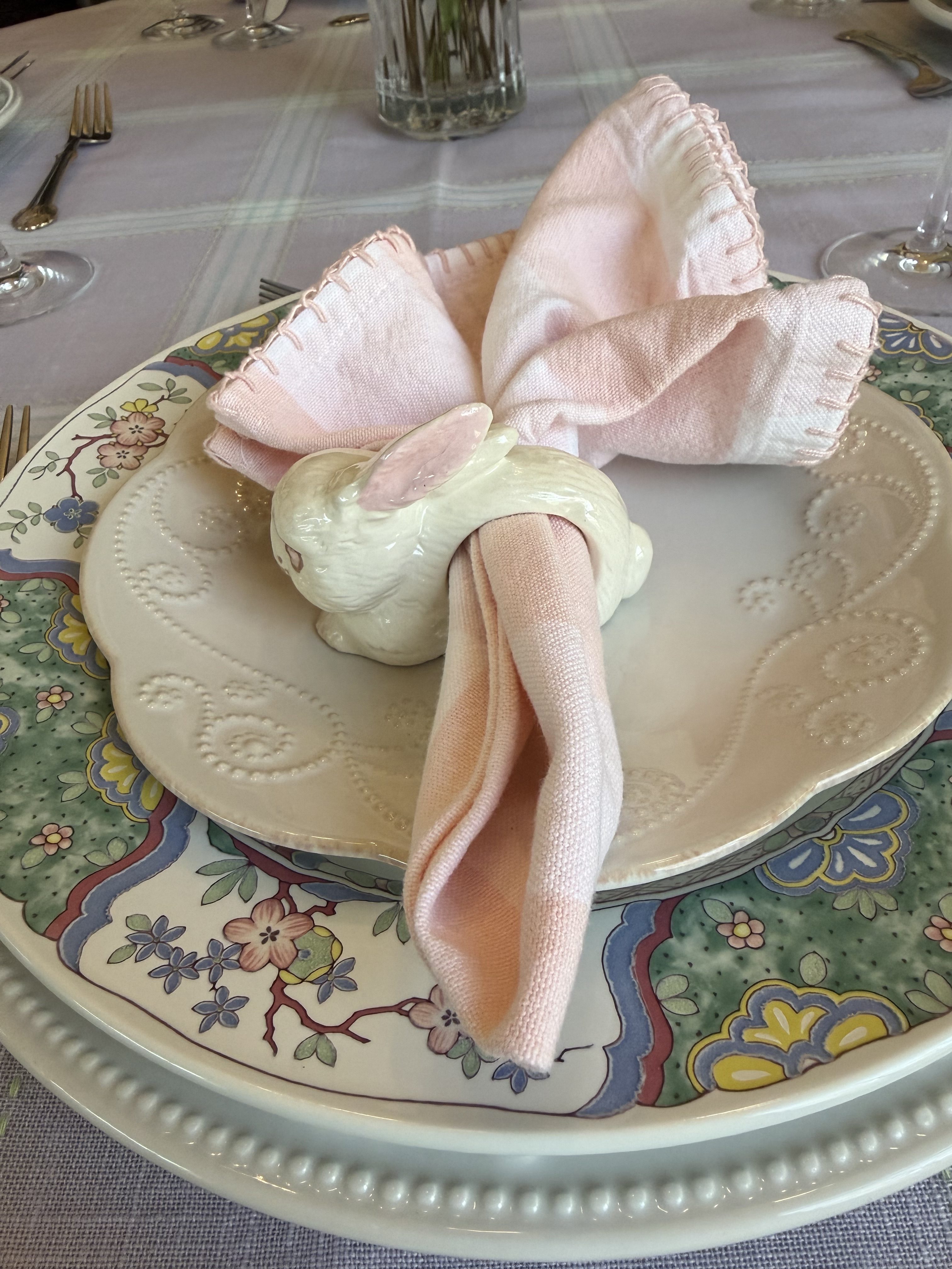 Spring Brunch Ideas: Setting the Perfect Table