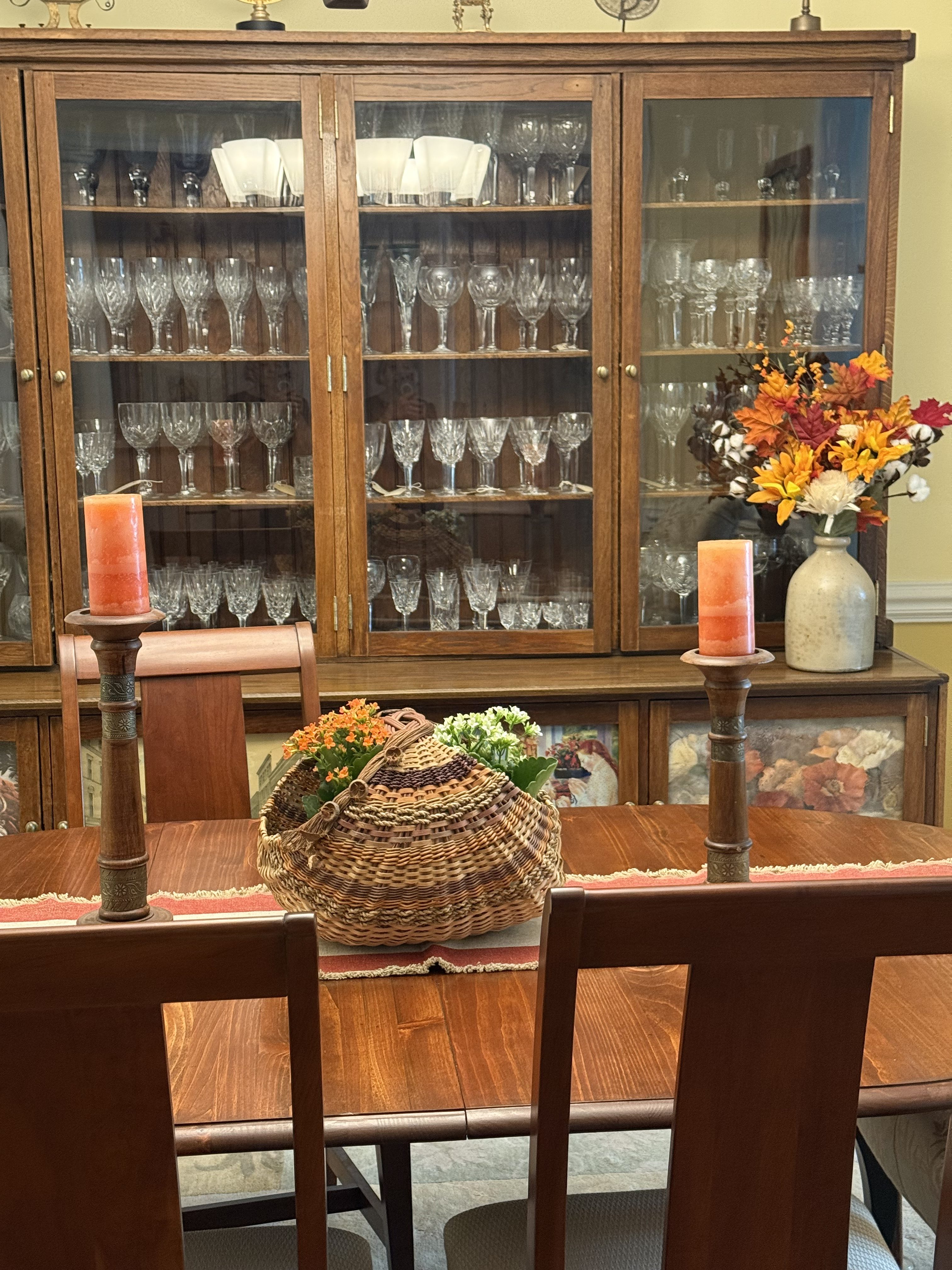 Easy Fall Décor Tips for Your Dining Room